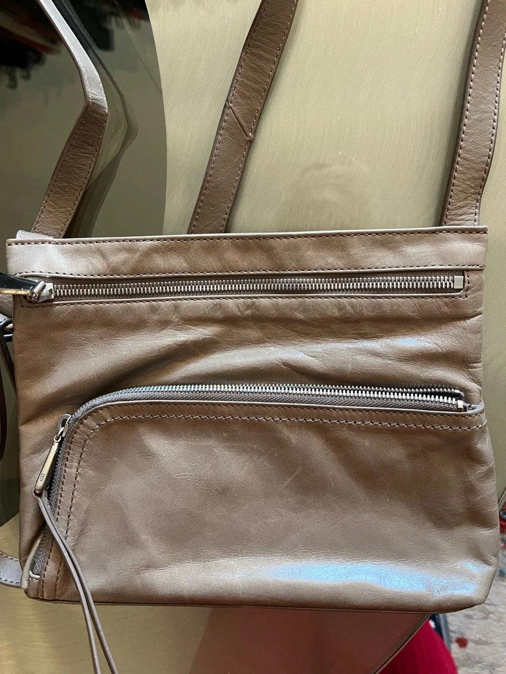 N/A compact taupe